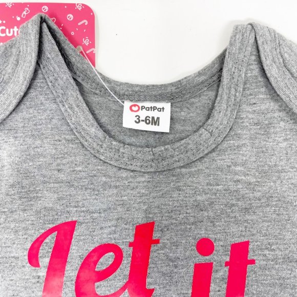 Baby Holiday Bodysuit Jogger Set 'Let It Snow' Graphic Size 3 - 6 Months NEW - Picture 4 of 9